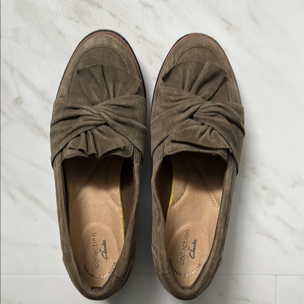 Clarks Greenish/Grey Flats Comfortable Loafers